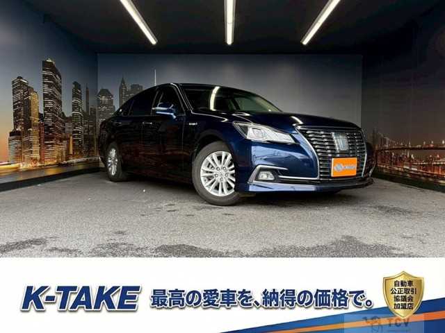 2016 Toyota Crown