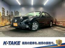 2013 Toyota Crown