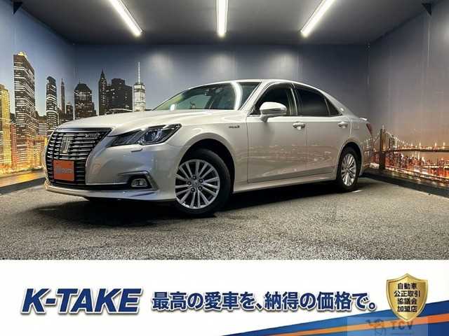2017 Toyota Crown