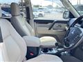 2012 Mitsubishi Pajero