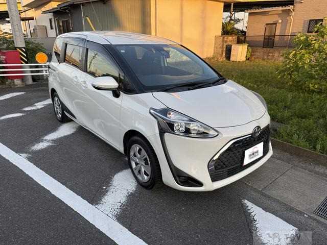 2021 Toyota Sienta
