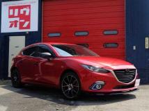 2015 Mazda Axela