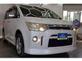2011 Mitsubishi Delica D5