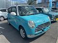 2004 Daihatsu Miragino