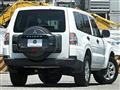 2017 Mitsubishi Pajero