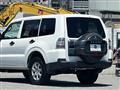 2017 Mitsubishi Pajero