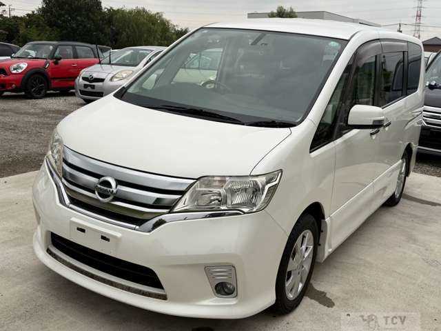 2011 Nissan Serena