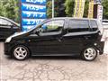 2000 Daihatsu YRV