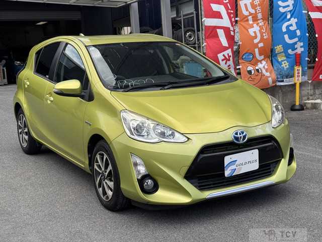 2015 Toyota AQUA