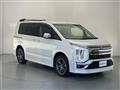 2019 Mitsubishi Delica D5