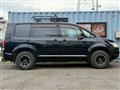 2009 Mitsubishi Delica D5