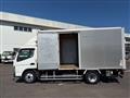 2018 Mitsubishi Canter