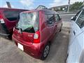 2011 Daihatsu Esse