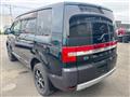 2010 Mitsubishi Delica D5