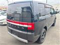 2010 Mitsubishi Delica D5