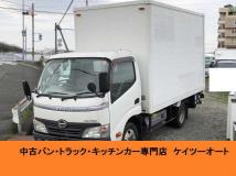 2010 Hino Dutro