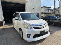 2010 Toyota Noah