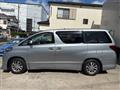 2012 Toyota Alphard Hybrid