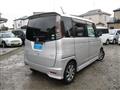 2013 Nissan ROOX