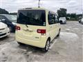 2011 Daihatsu Tanto