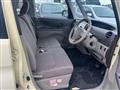 2011 Daihatsu Tanto