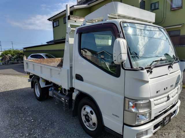 2014 Mitsubishi Canter