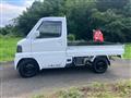 2004 Mitsubishi Minicab Truck