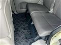 2011 Daihatsu Tanto