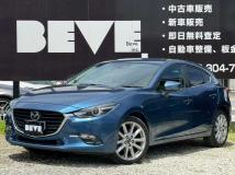 2017 Mazda Axela