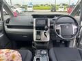 2009 Toyota Voxy