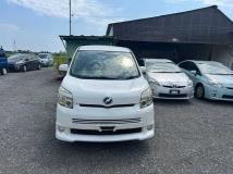 2009 Toyota Voxy