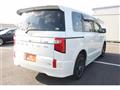 2020 Mitsubishi Delica D5
