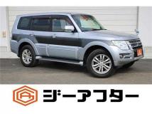 2014 Mitsubishi Pajero