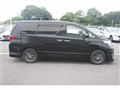 2013 Toyota Alphard G
