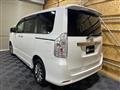 2012 Toyota Voxy