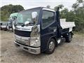2015 Mitsubishi Canter