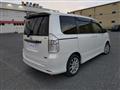 2009 Toyota Noah