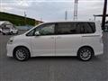 2009 Toyota Noah