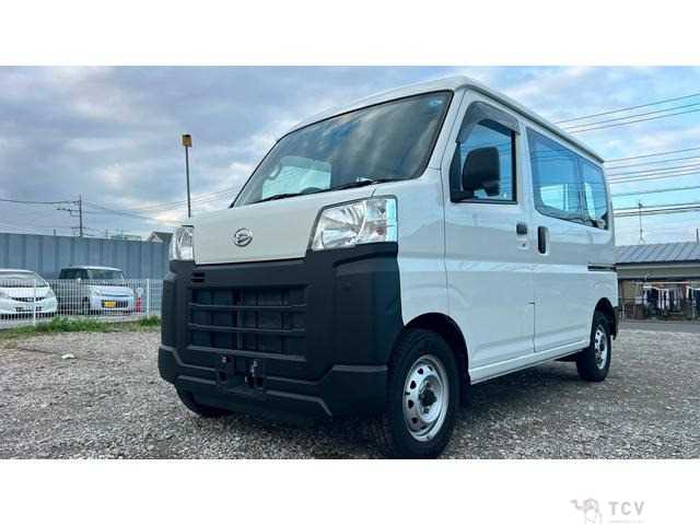2022 Daihatsu Hijet Cargo