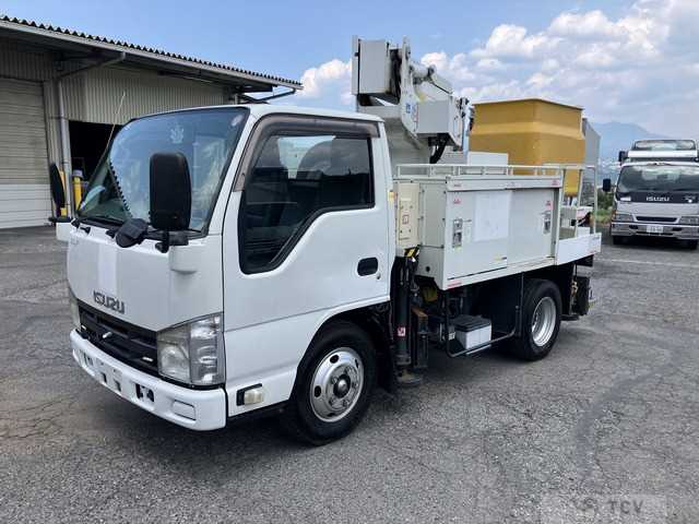 2013 Isuzu Isuzu Others