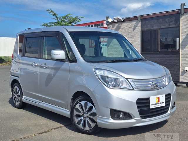 2015 Mitsubishi Delica