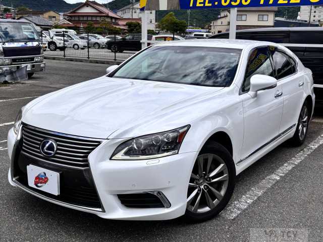 2014 Lexus LS