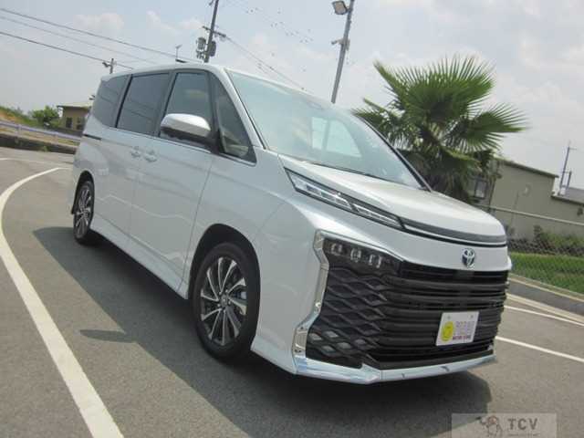 2026 Toyota Voxy