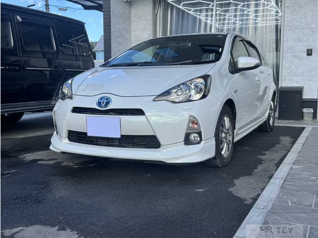 2013 Toyota AQUA