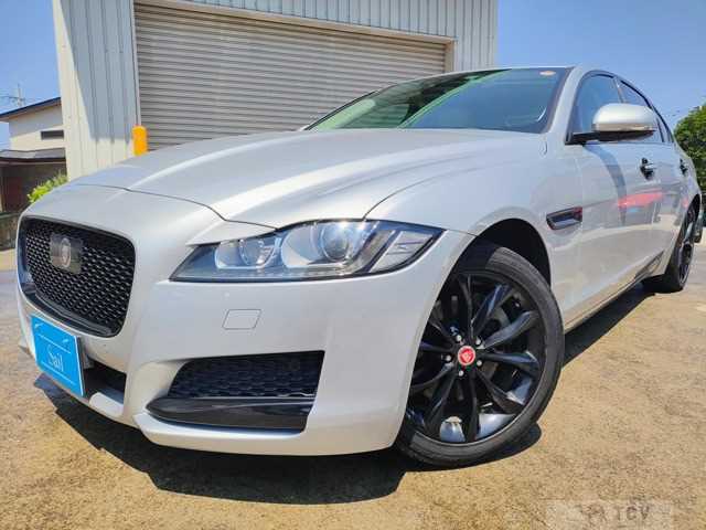 2019 Jaguar XF