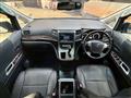 2013 Toyota Alphard G