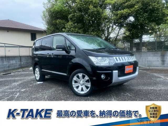 2017 Mitsubishi Delica D5