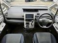 2010 Toyota Noah