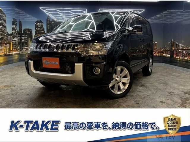 2016 Mitsubishi Delica D5