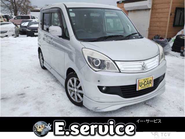 2013 Mitsubishi Delica